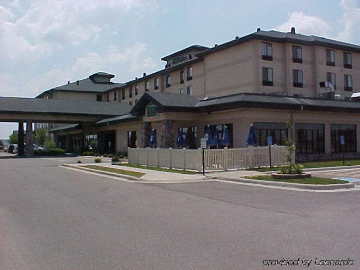 Holiday Inn Hotel & Suites Owatonna Екстериор снимка