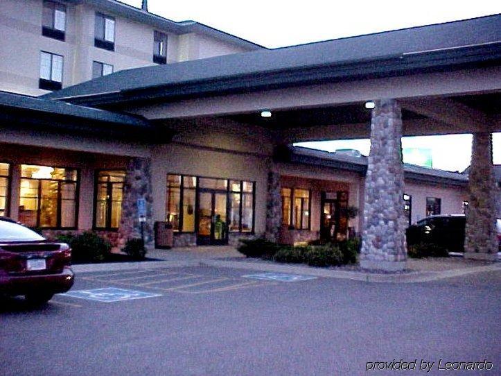 Holiday Inn Hotel & Suites Owatonna Екстериор снимка